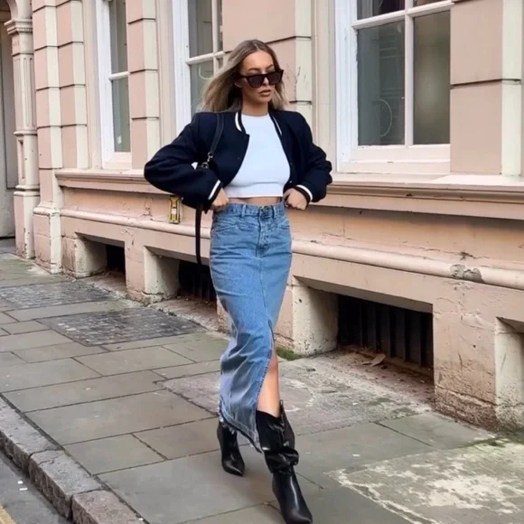 Zara Dark Blue Bomber Jacket with White Details - Picture 9 of 9